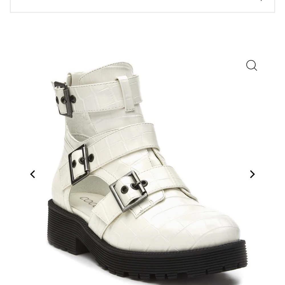 Matisse AXEL BUCKLE BOOT White size 5
